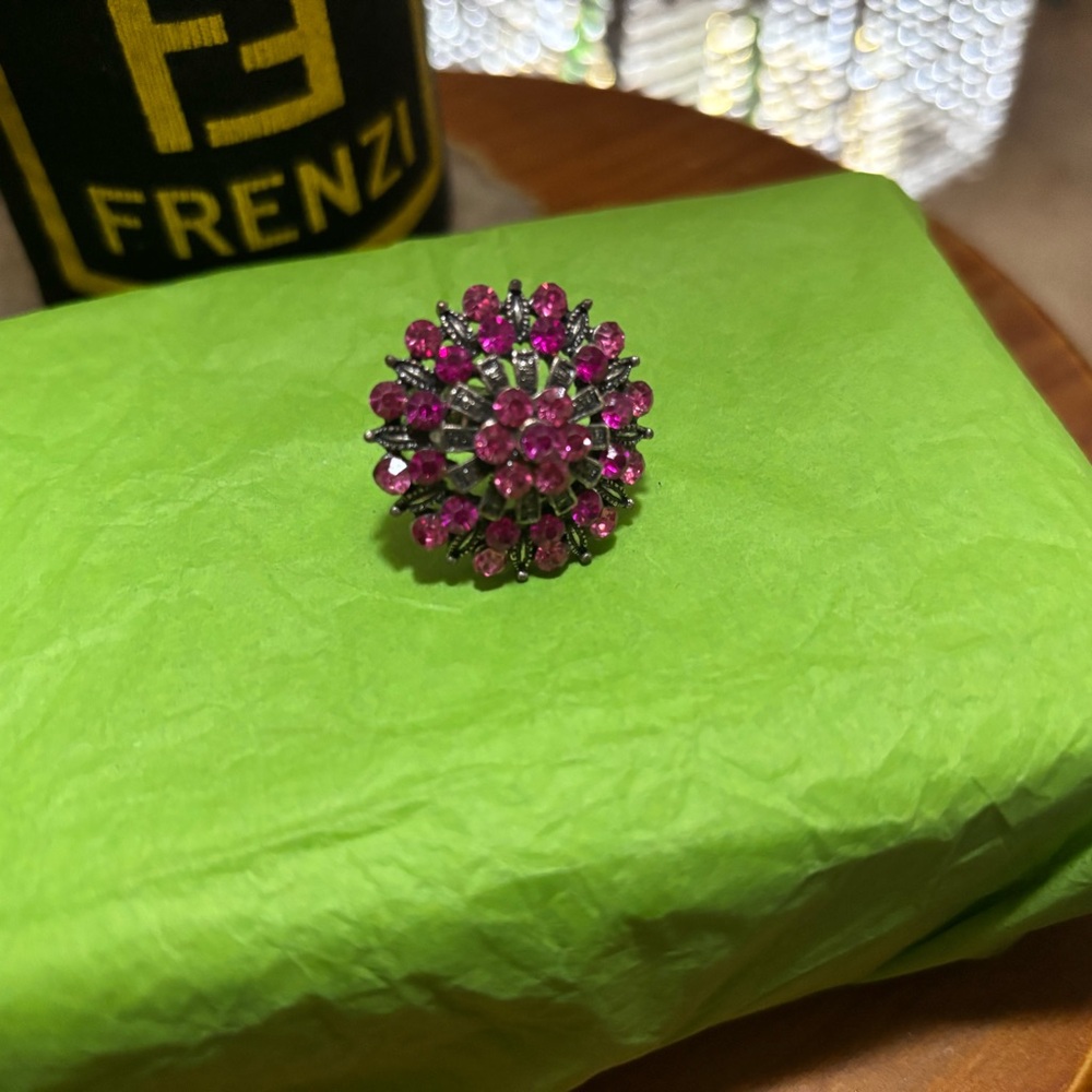 Francesca's Collections Hot Pink Magenta Floral Ring 7